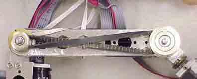 Cross-or-twist-belt-drive